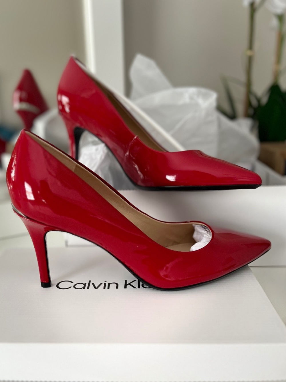 Calvin Klein Gayle Pumps in Red Patent leather